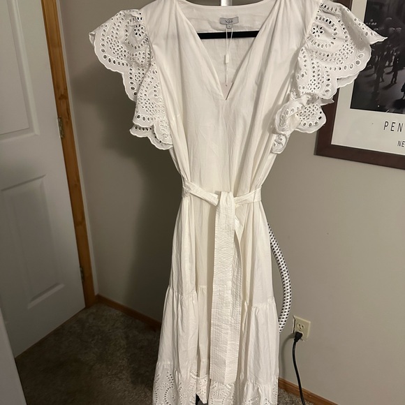 Rails Dresses & Skirts - Rails White Eyelet Maxi Dress